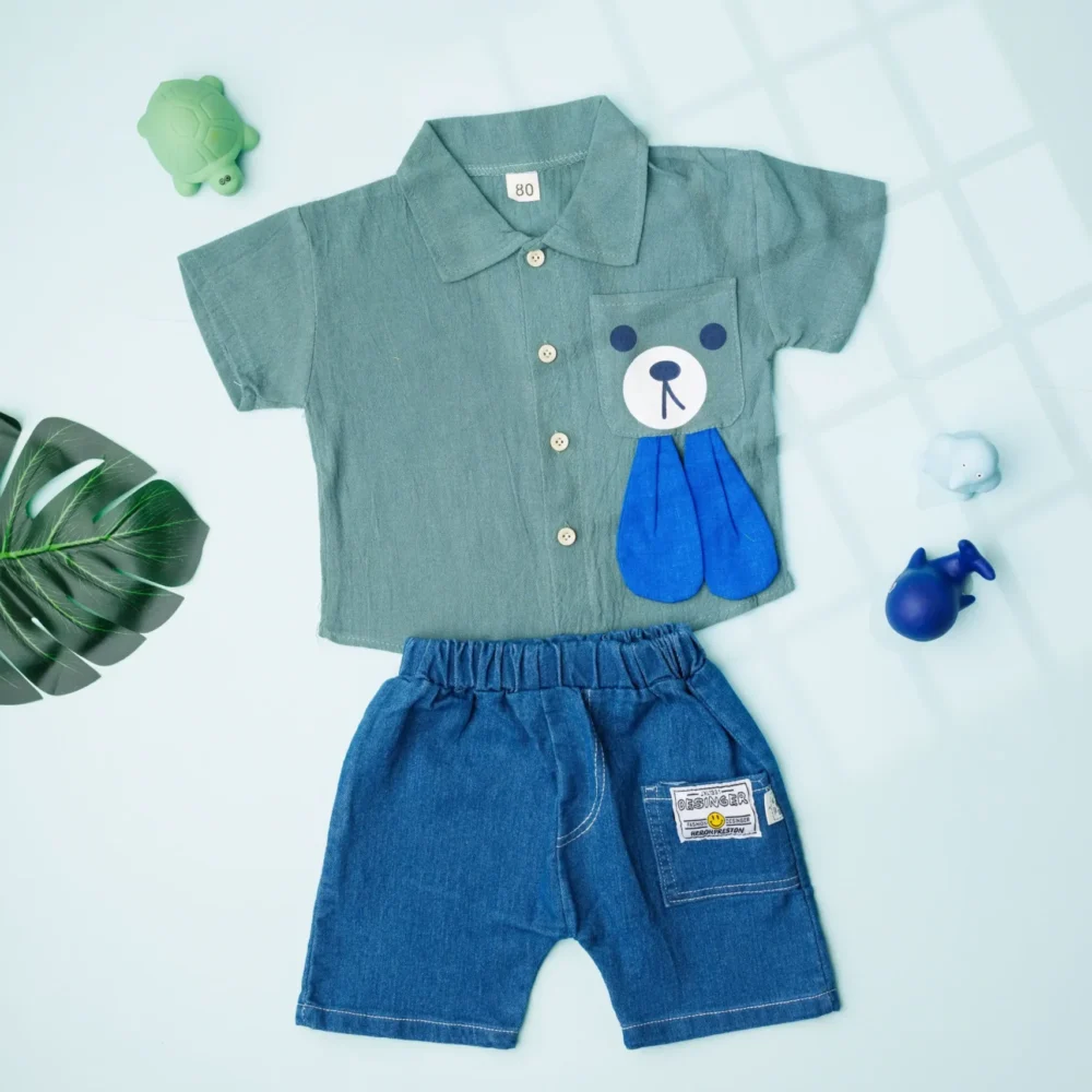 Bear Printed Polo Shirt With Shorts