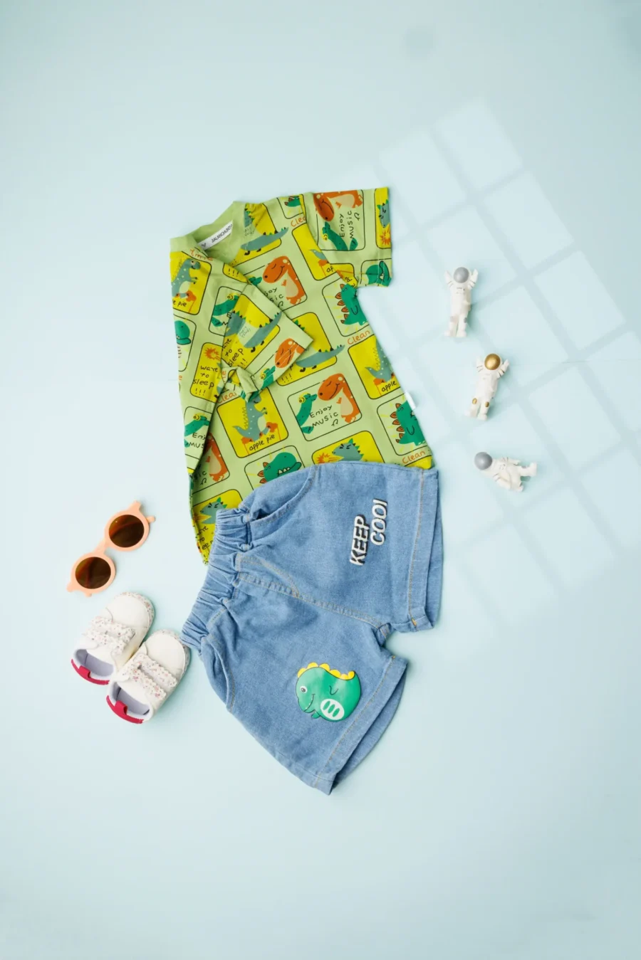 Dinosaur Print T-shirt with Denim Shorts Unisex - Image 3