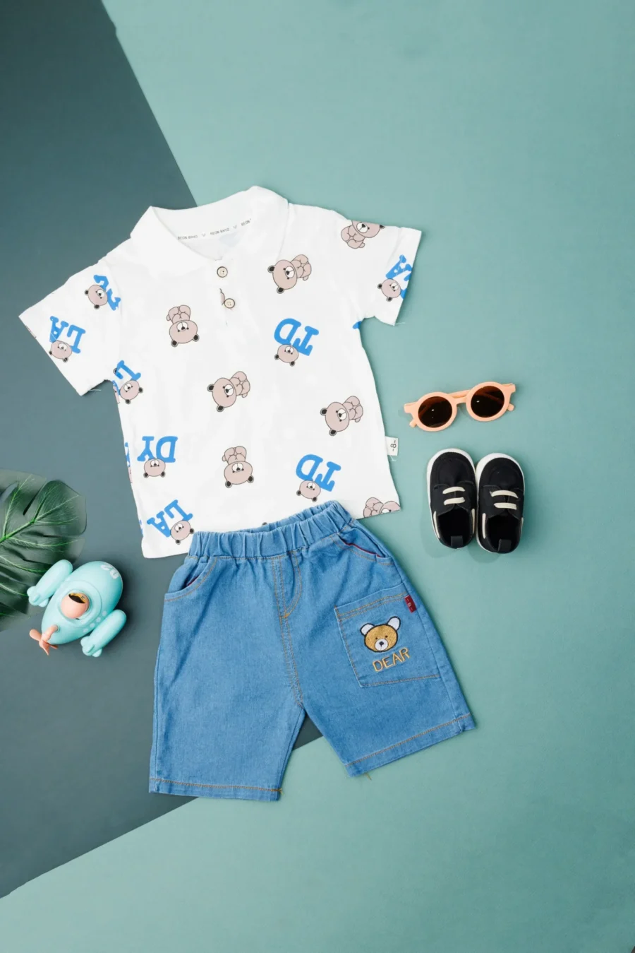 Short Sleeve Collar T-shirt with Denim Shorts - Image 7