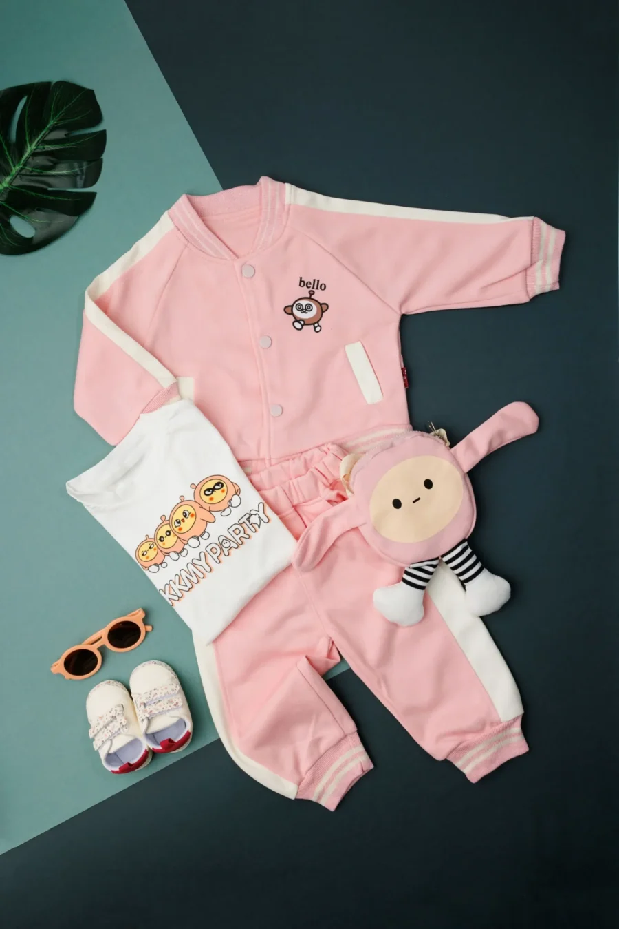 Jacket With cartoon purse inside t-shirt & Trousers - Image 11