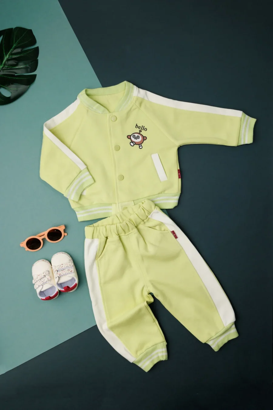 Jacket With cartoon purse inside t-shirt & Trousers - Image 17