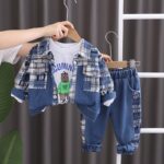 Printed Jacket Inside T-Shirt And Denim Joggers